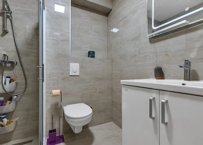 Adele * ماكارسكا